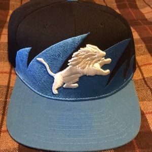 Mitchell & ness Detroit Lions shark tooth snapback